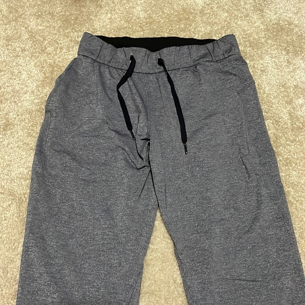 Lululemon joggers- basically new
